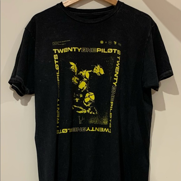 TWENTY ONE PILOTS TRENCH T-SHIRT - Picture 1 of 3